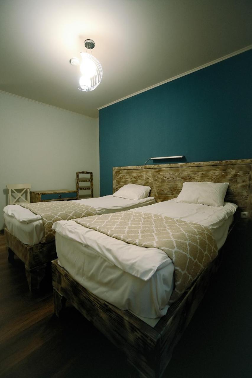 Hotel Kutaisi Globus Exterior photo